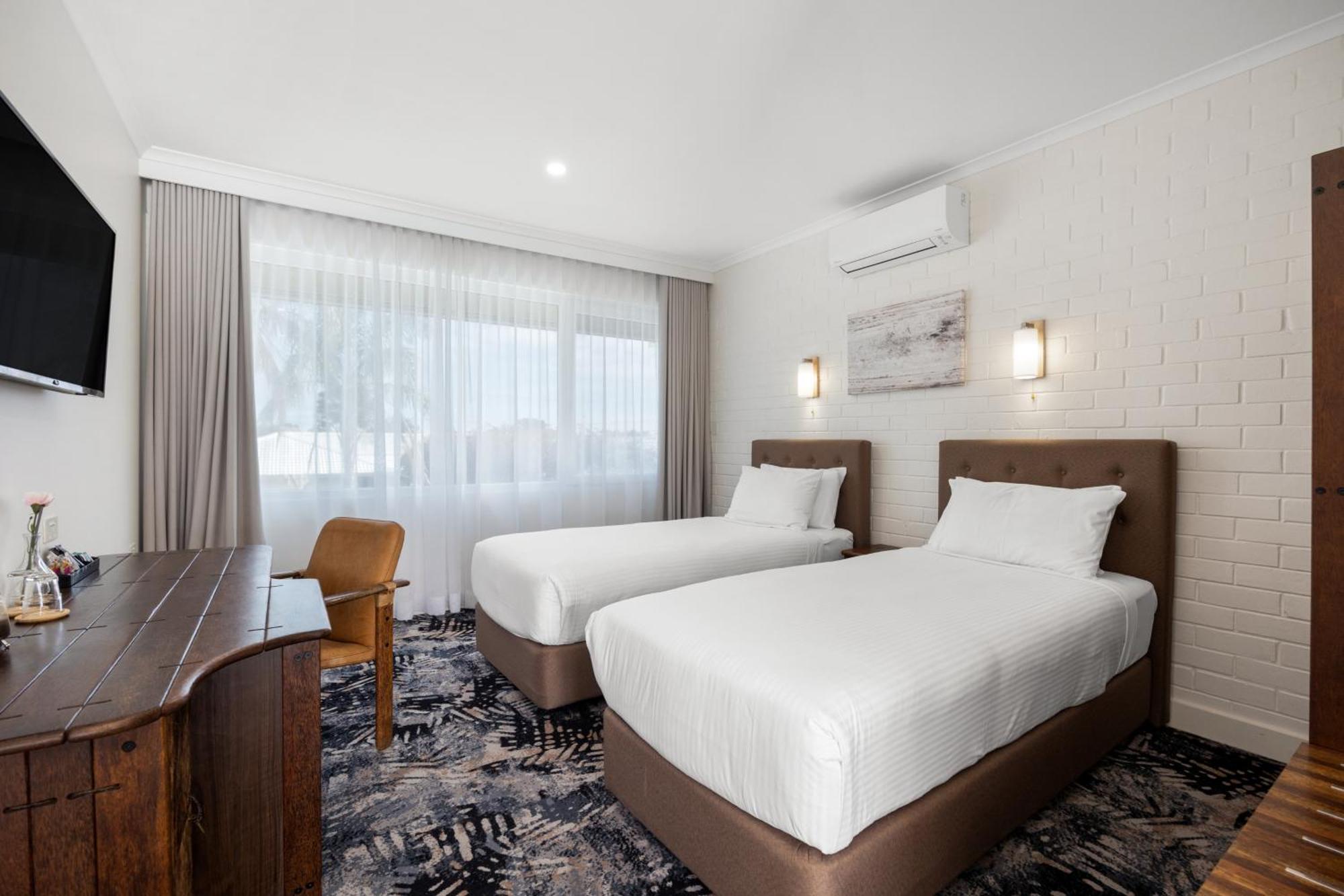 Best Western Adelaide Airport Екстериор снимка