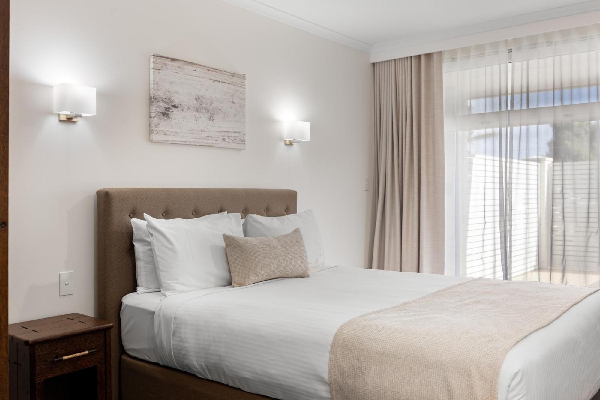 Best Western Adelaide Airport Екстериор снимка
