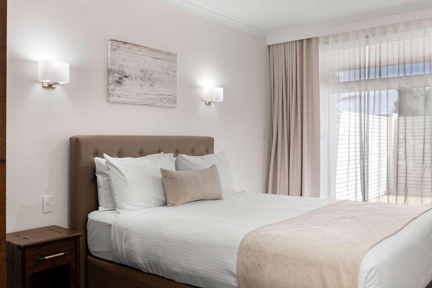 Best Western Adelaide Airport Екстериор снимка